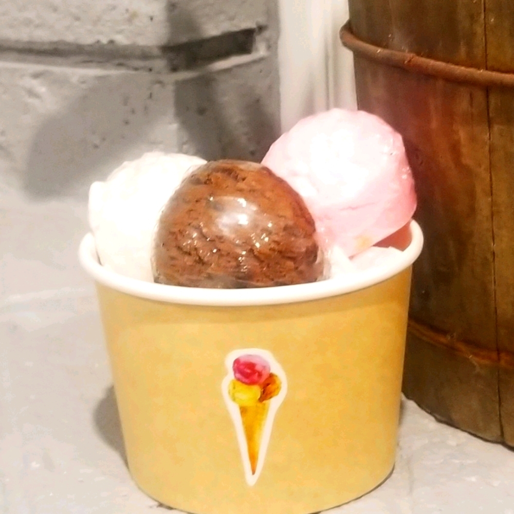 Bubble scoops.